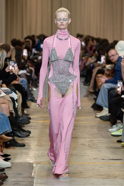 Look 31